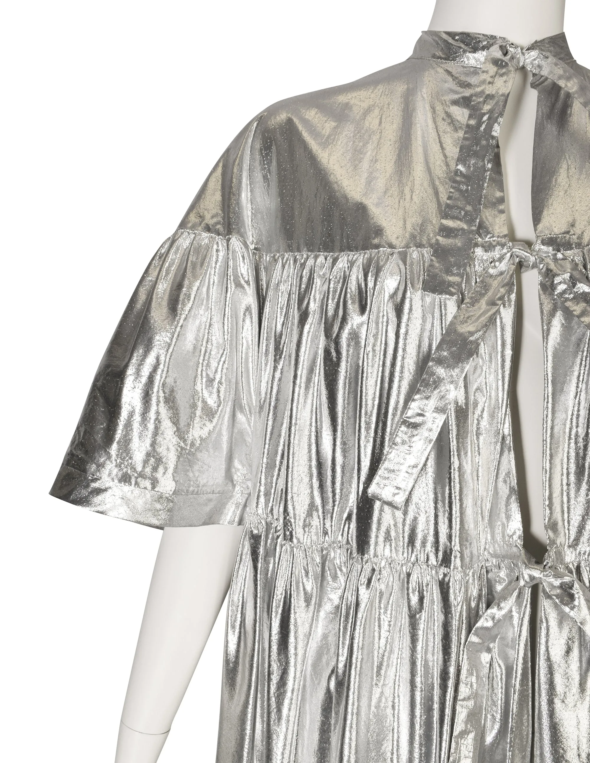 1980s Vintage Metallic Silver Lame Tiered Tie Front Duster