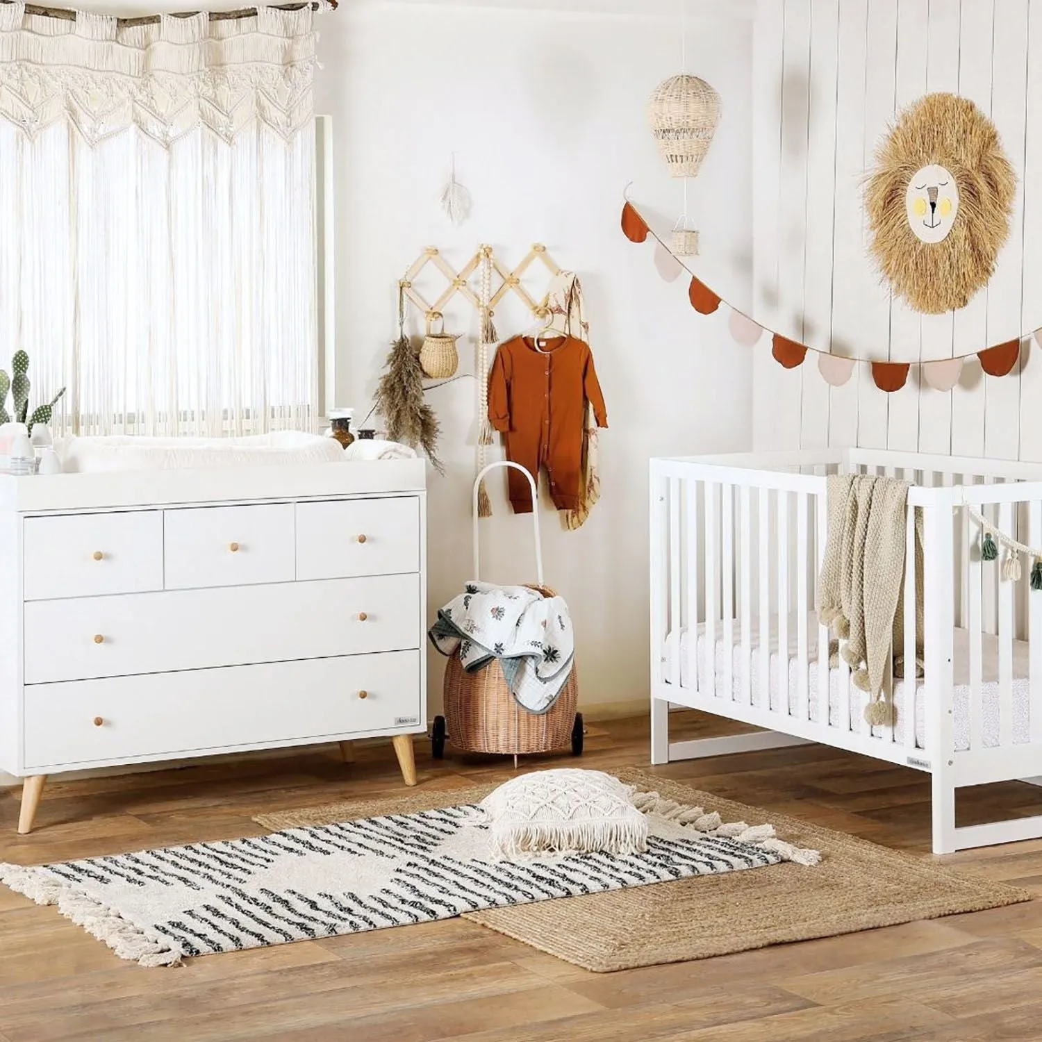 Austin 3-in-1 Convertible Crib